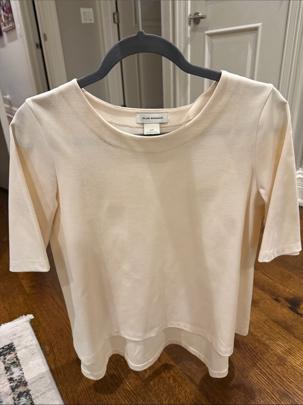 Club Monaco Cream Short Sleeve Women's Top